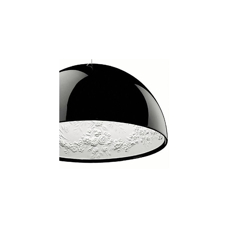 Lampada a sospensione moderna in resina dipinta con paralume in vetro bianco