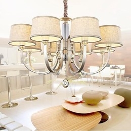Lampadario country in metallo argentato con cristalli