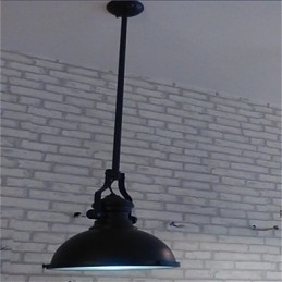 Lampadario a sospensione in ferro battuto nero industriale a singolo punto luce