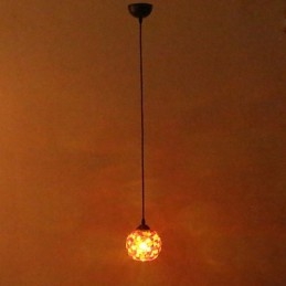 Lampada a sospensione in metallo dipinto moderna e contemporanea