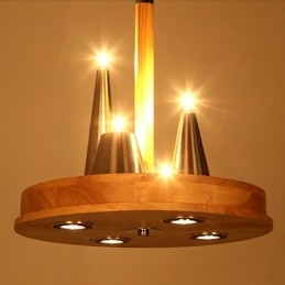 Lampada a sospensione in legno massello americano caldo ed elegante