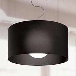 Lampada a sospensione in ferro con paralume in vetro nero