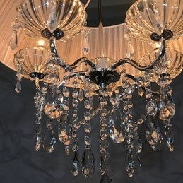 Lampadario a sospensione a 5 luci con fiori e cristalli