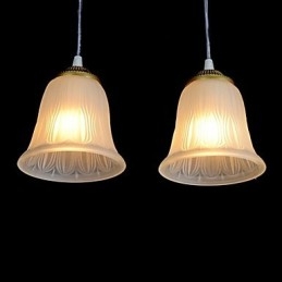 Lampada a sospensione in bronzo a 4 luci con paralume in vetro, stile retrò classico europeo