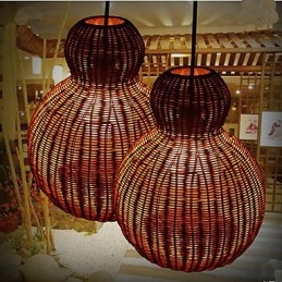 Lampadario a sospensione in rattan di giacinto