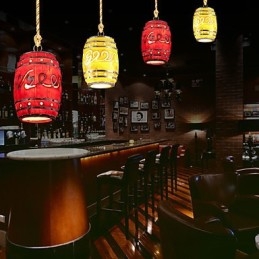 Lampadario a sospensione in resina rosso e giallo, decorazione minimalista moderna