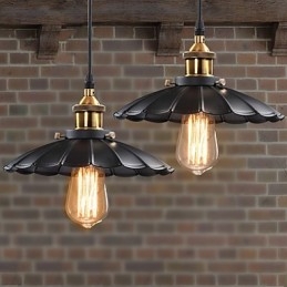 Lampada a sospensione classica retrò in metallo nero con dettagli in bronzo
