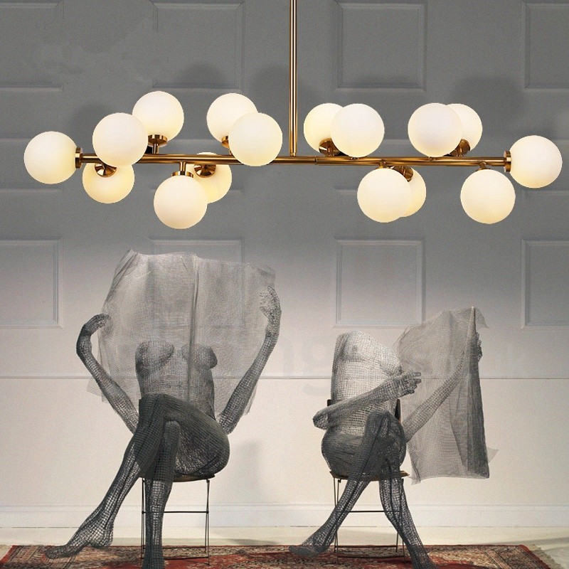 Lampadario contemporaneo a 16 luci con paralume in vetro e struttura in metallo
