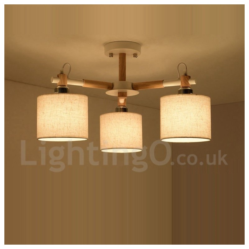 Lampadario contemporaneo a 3 luci in legno con paralume in tessuto a tamburo 54 x 37 cm