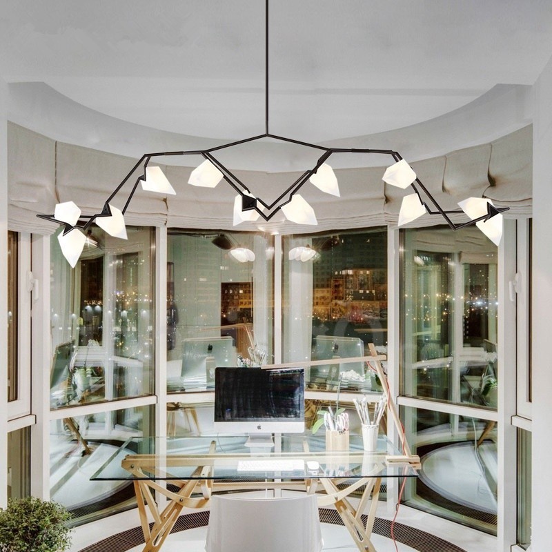 Lampadario contemporaneo a 8 luci