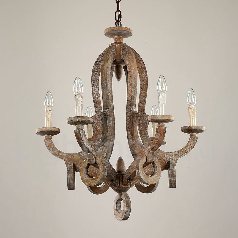 Lampadario vintage in legno chiaro a 6 luci