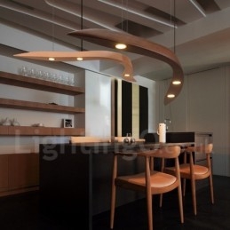 Lampada a sospensione moderna in legno 3 luci
