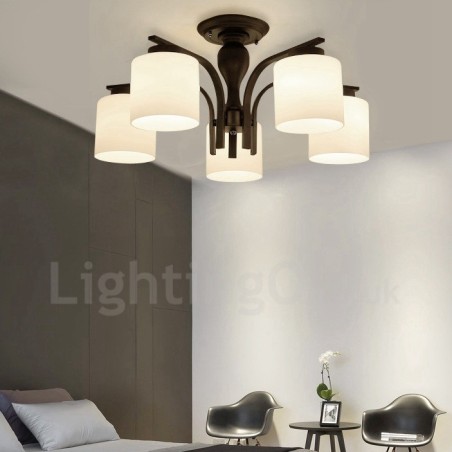 Lampadario country in metallo a 5 luci con paralumi in vetro