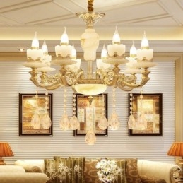 Lampadario classico in metallo con LED integrato 8 luci 70x65 cm