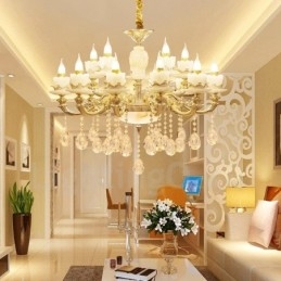 Lampadario classico in metallo con LED integrato a 15 luci 85x70 cm
