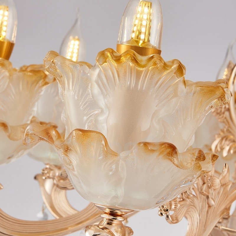 Lampadario classico in metallo con LED integrato 6 luci 70x65 cm