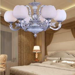 Lampadario moderno contemporaneo in metallo e vetro bianco