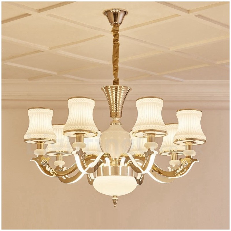 Lampadario classico in metallo con LED integrato 8 luci 75x50 cm
