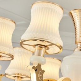 Lampadario classico in metallo con LED integrato 8 luci 75x50 cm
