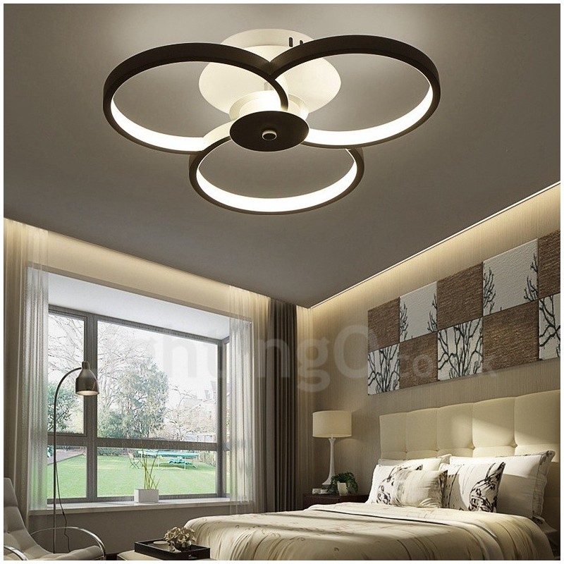 Lampadario contemporaneo a 3 luci con LED integrato in metallo 45 x 16 cm