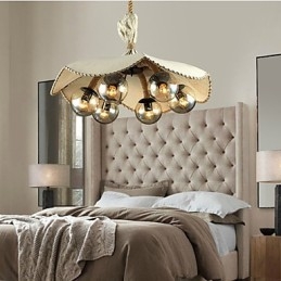 Mini lampadario vintage in metallo beige con paralume in tessuto giallo