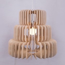 Lampadario vintage in legno a 3 livelli