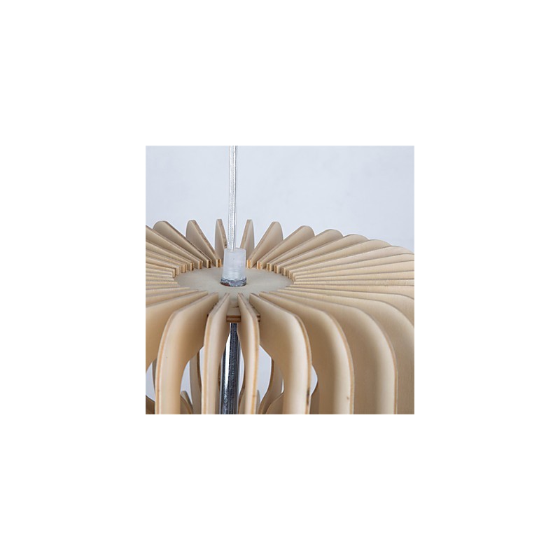 Lampadario vintage in legno a 3 livelli
