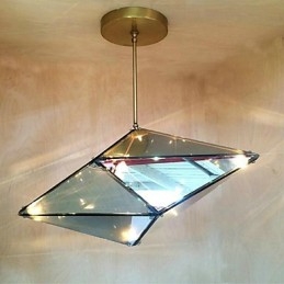 Lampadario classico retrò in metallo e vetro elettroplaccato