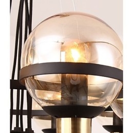 Lampadario personalizzato a 6 luci con paralumi in vetro