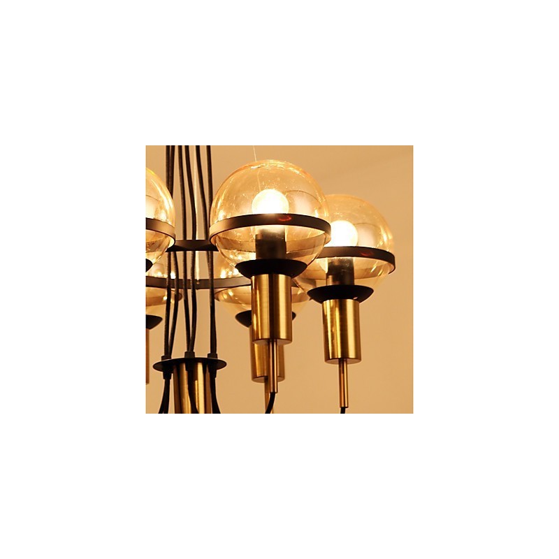 Lampadario personalizzato a 6 luci con paralumi in vetro
