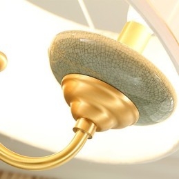 Lampadario in rame con decorazioni in giada