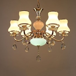 Lampadario contemporaneo elettroplaccato con cristalli e struttura in metallo