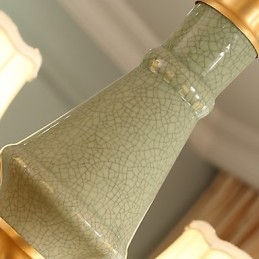 Lampadario in ottone con decorazione in giada