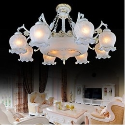 Lampadario classico retrò europeo bianco con dettagli dorati