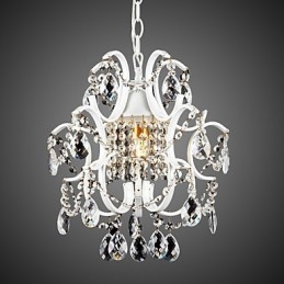 Lampadario moderno in ferro dipinto bianco con cristalli trasparenti