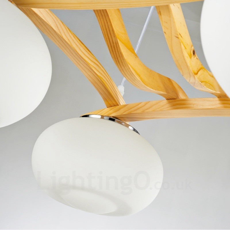 Lampada a sospensione rustica in legno a 4 luci con paralumi in vetro