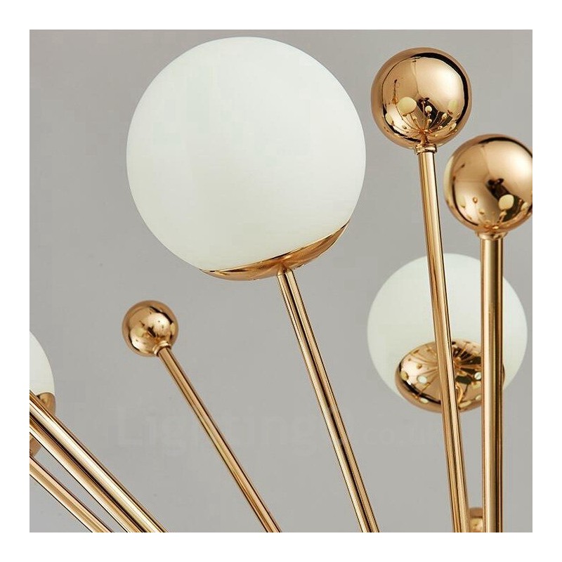Lampadario da soffitto contemporaneo a 12 luci con placcatura in rame e paralumi in vetro a sfera bianca 80x80 cm