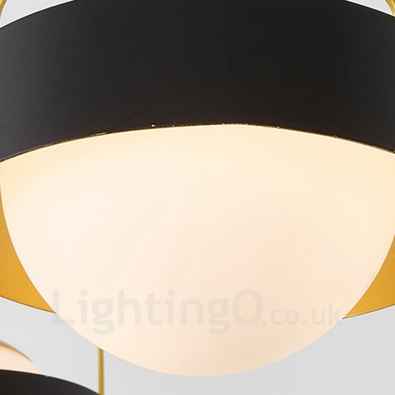 Lampadario moderno contemporaneo a 3 luci in rame con paralumi in vetro a sfera bianco e nero