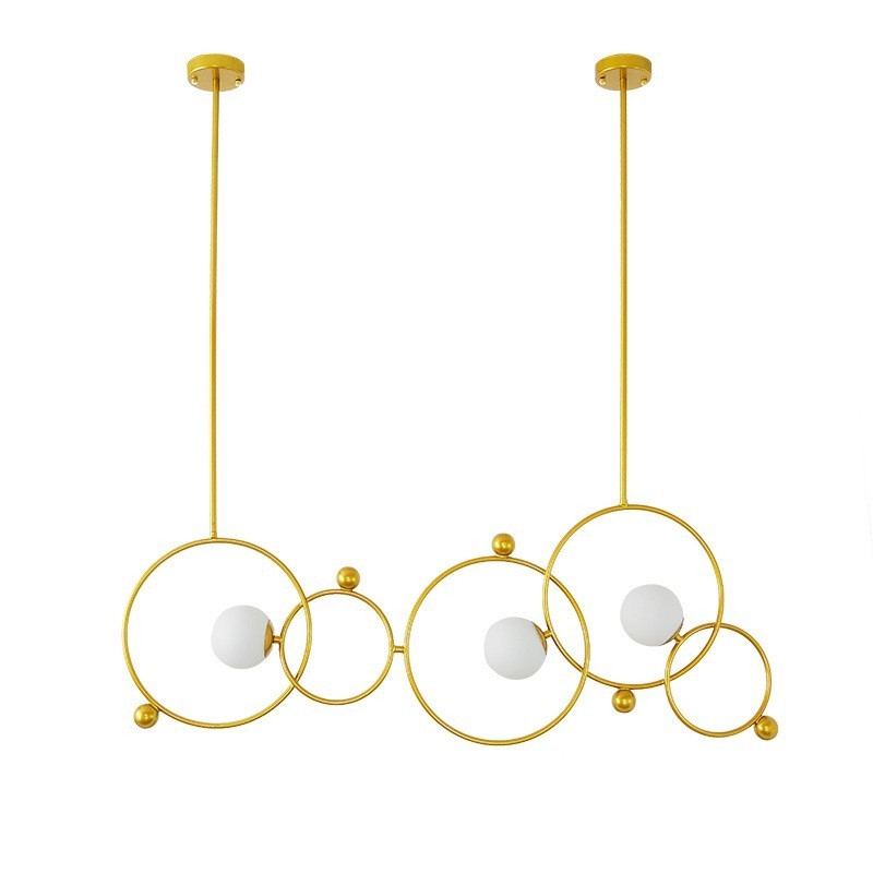 Lampadario moderno contemporaneo a 3 luci placcato rame con paralumi in vetro bianco