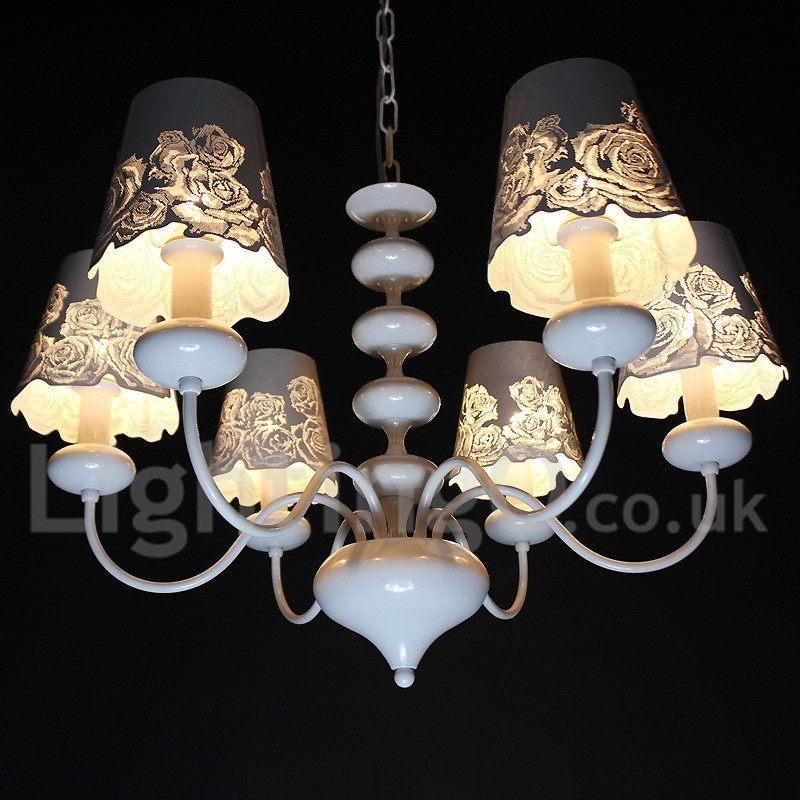 Lampadario moderno contemporaneo a 6 luci bianco con paralumi in tessuto e stile candela