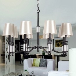 Lampadario retrò/vintage a 8 luci in stile candela nero