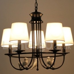 Lampadario retrò nero a 5 luci stile candela con paralumi in tessuto