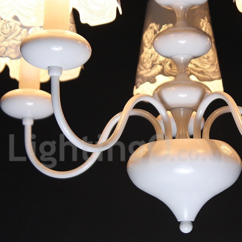 Lampadario moderno contemporaneo bianco a 5 luci stile candela con paralumi in tessuto