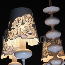 Lampadario moderno contemporaneo bianco a 5 luci stile candela con paralumi in tessuto