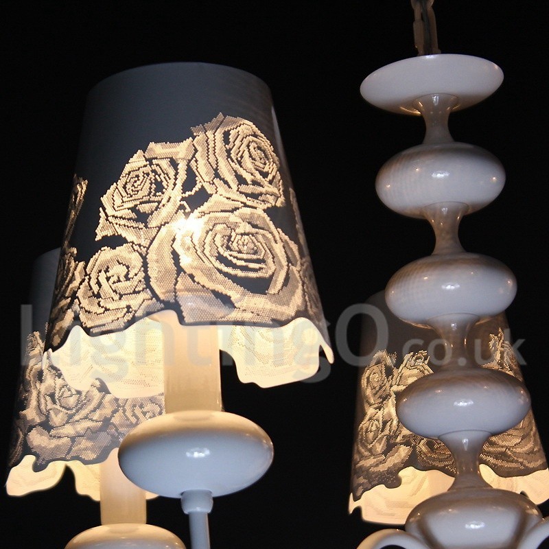 Lampadario moderno contemporaneo bianco a 5 luci stile candela con paralumi in tessuto