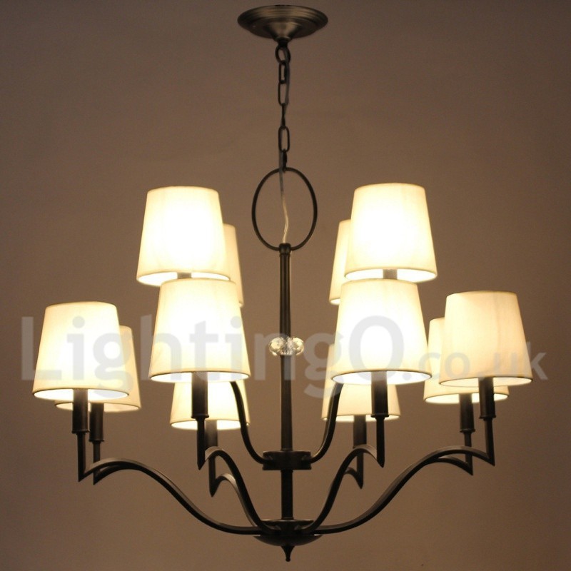 Lampadario contemporaneo a 12 luci in stile candela E14