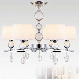 Lampadario contemporaneo in metallo cromato e cristallo