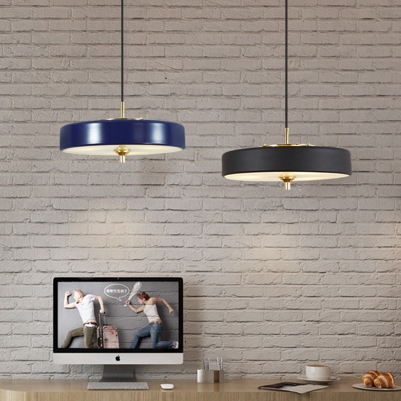 Lampada a sospensione contemporanea con paralume in vetro e struttura in lega di alluminio 35 cm