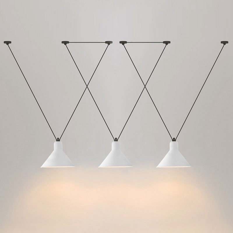 Lampada a sospensione a 3 luci moderna e contemporanea con paralume in acciaio