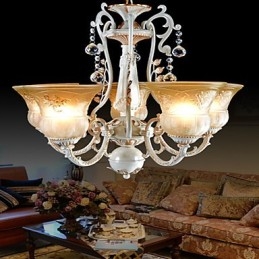 Lampadario classico bianco a 5 luci con paralumi in vetro dorato a mano